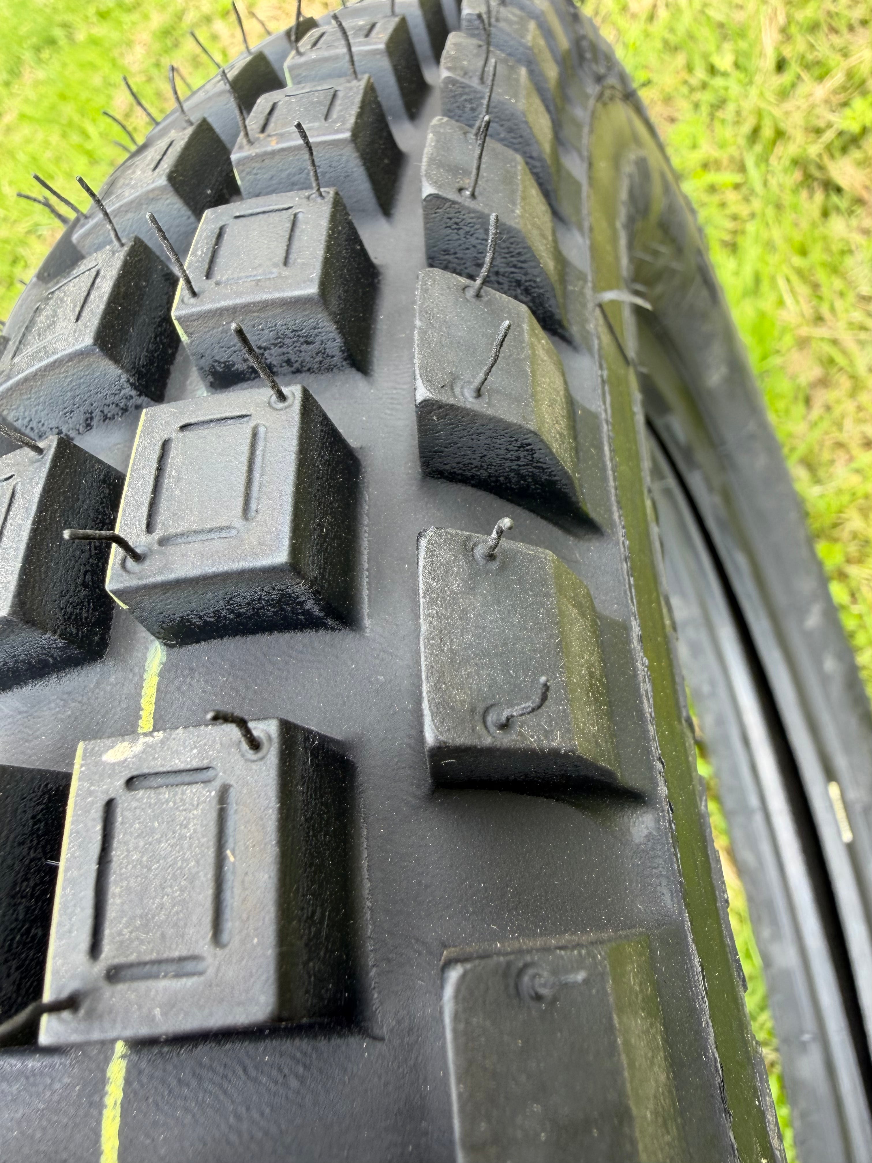Michelin 4.00R18M/C 64M Trial Comp X11 TL Competition Trials