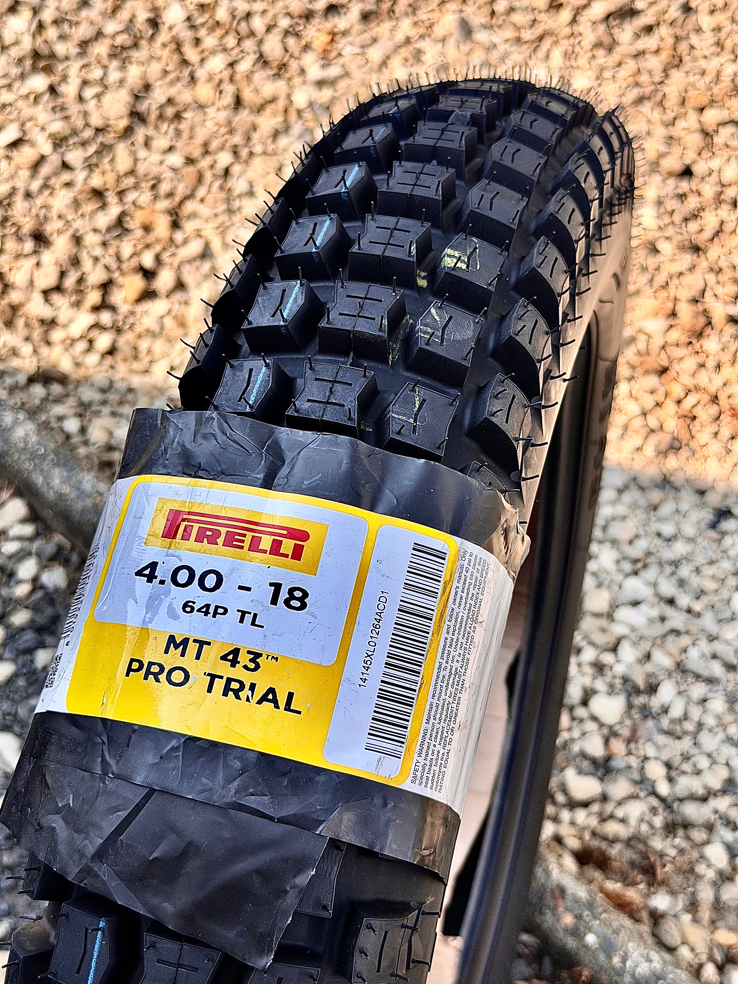 Pirelli Pro Trials MT 4.00-18 64M