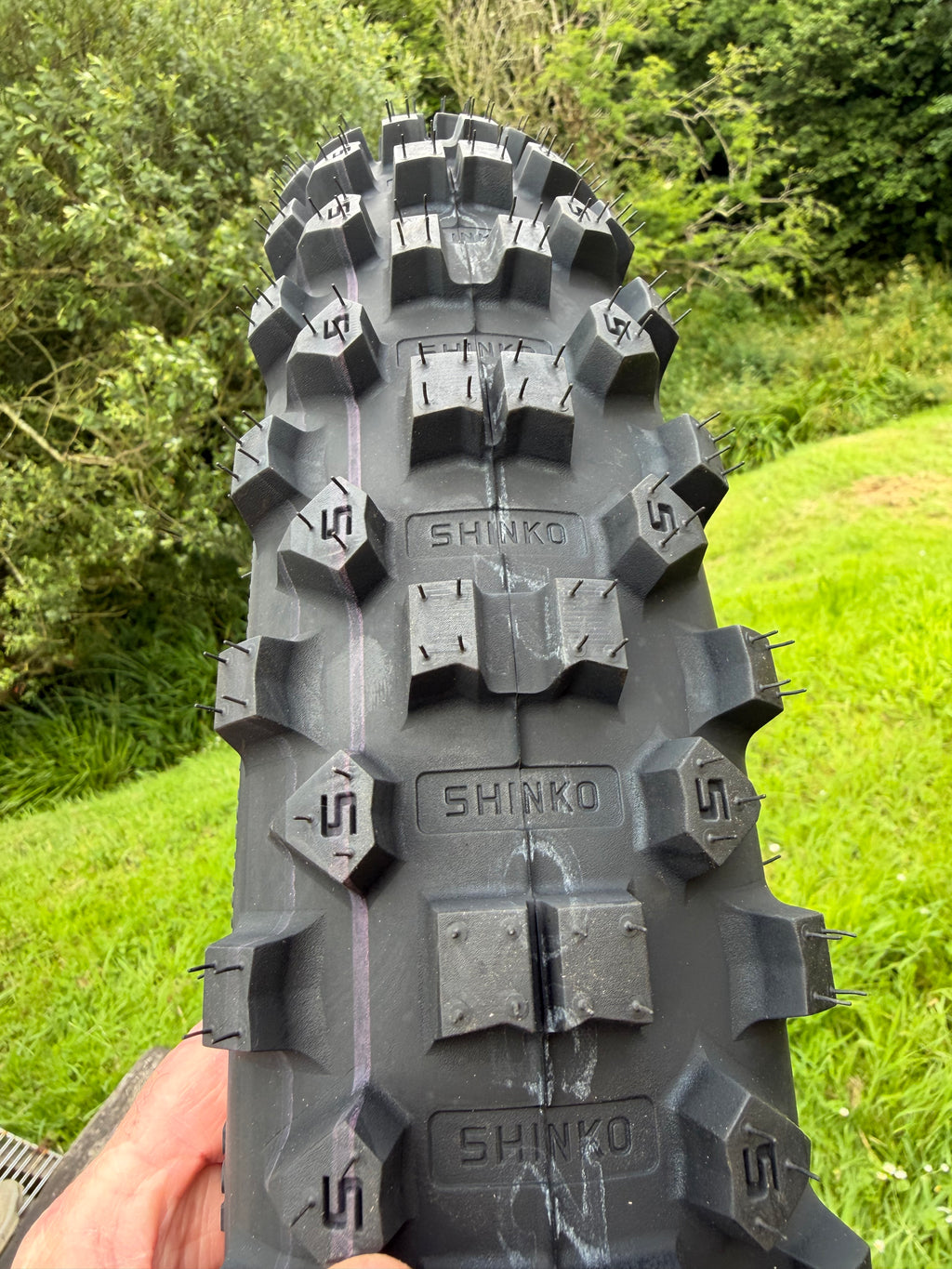 Shinko F216 90/100-21 57R Fat Tyre F.I.M  Competition Oversized Front