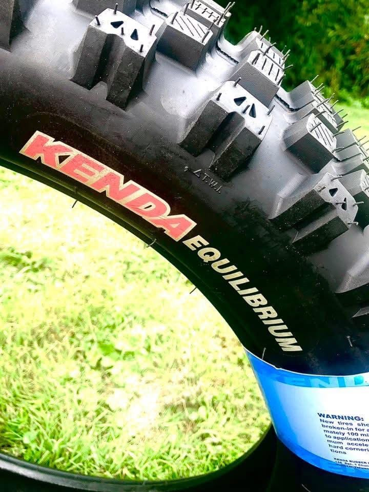 Kenda K787 Equilibrium 4.50-18 70M