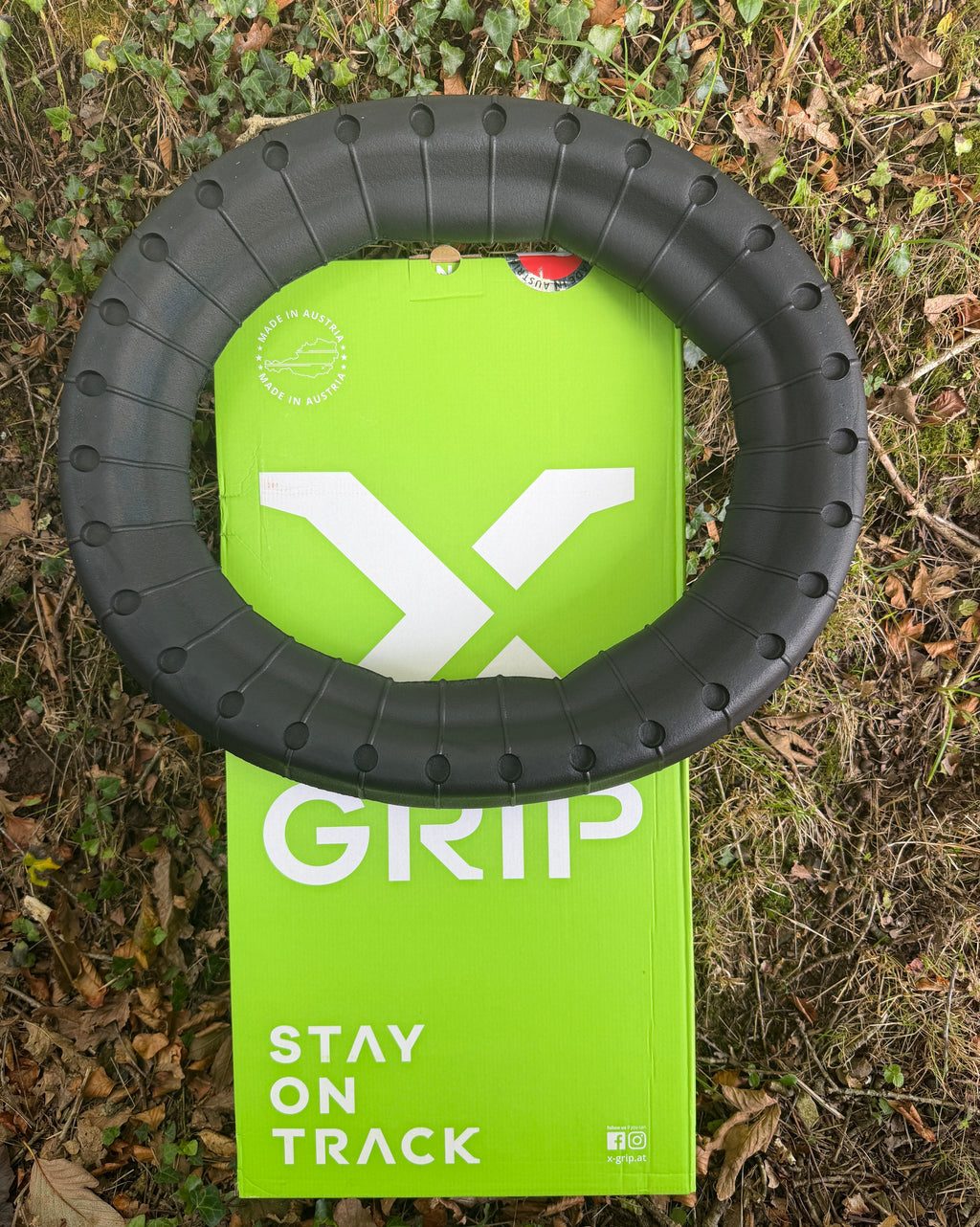 X-Grip Extreme Mousse 2 30 Pre-Drilled Holes
