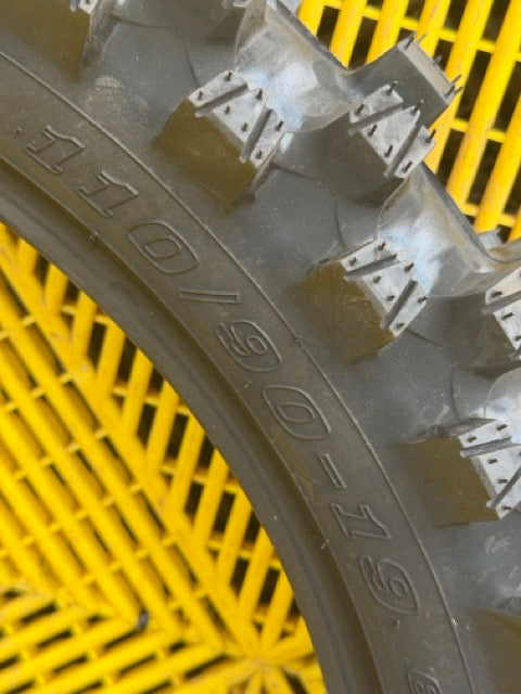 Dunlop Geomax MX34 Rear Tyre 110/90-19